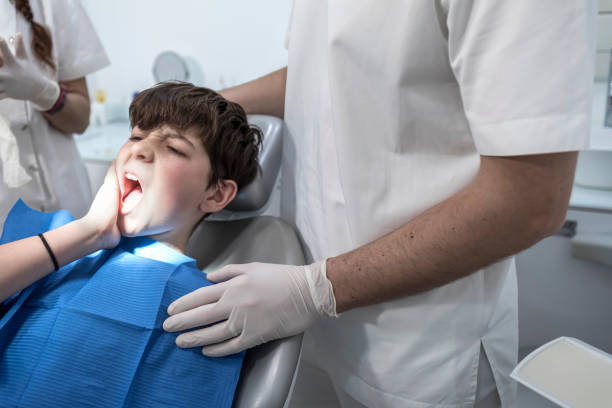 Best Emergency Broken Tooth Repair in Monroeville, OH